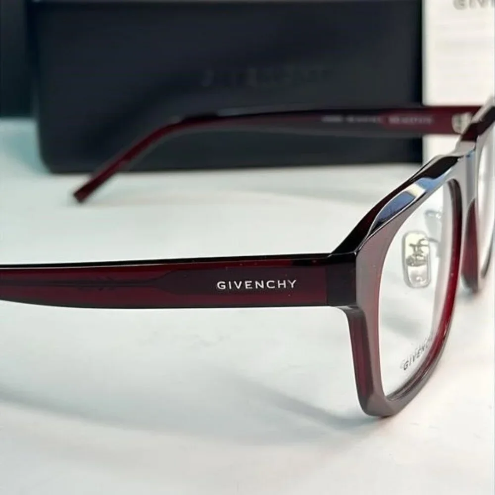 Givenchy gv50053f 069